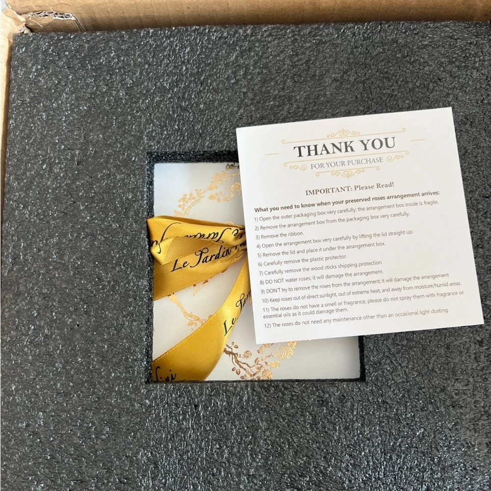 Infinity Roses - Picture 5 of 6